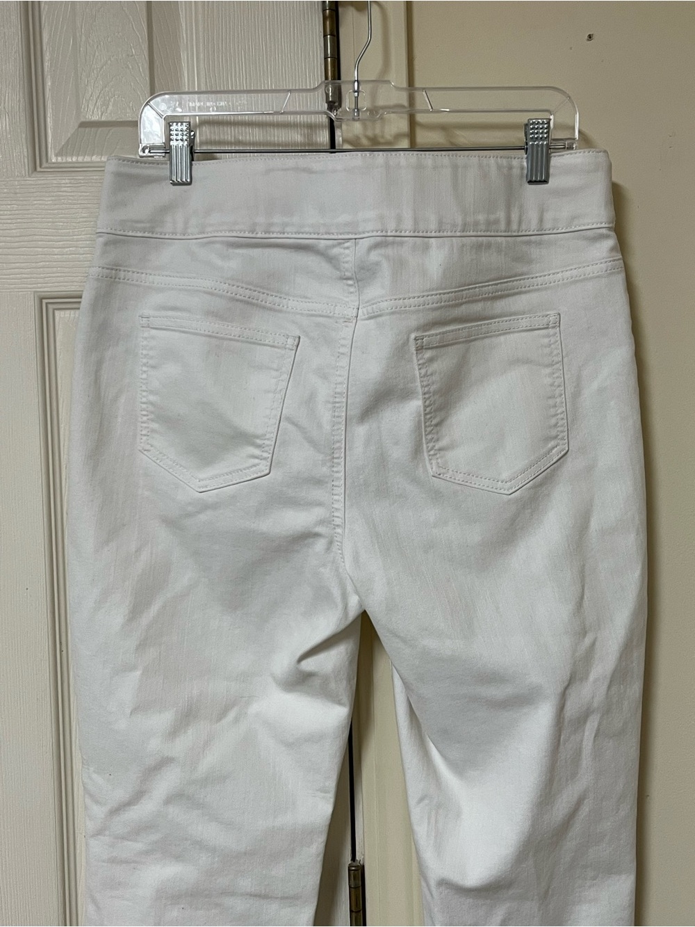 Chico's White Skinny Jeans No Stain Pull On Summer Minimalist Preppy Size 1.5 - Picture 5 of 6